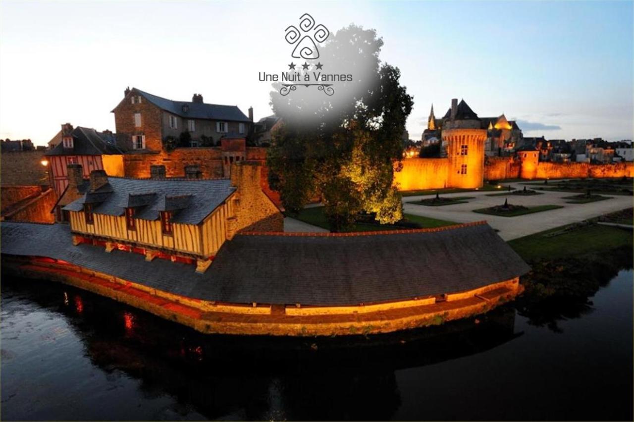 Centre Ville A Pied Appt Avec Sauna, Linge, Wifi, Stationnement Gratuit Vannes Exterior photo
